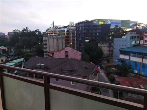 megatower residences 3 photos|UNIT 3F.